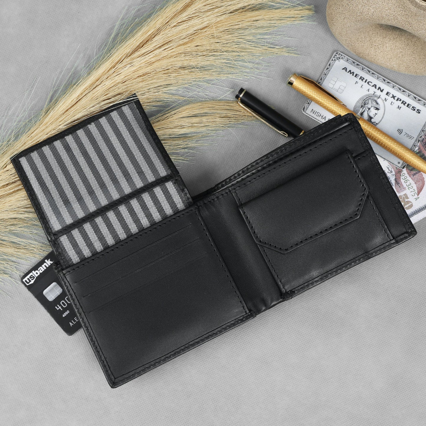 Men’s Black Bi-Fold Wallet with Visible Card Slots Art: LA-1436