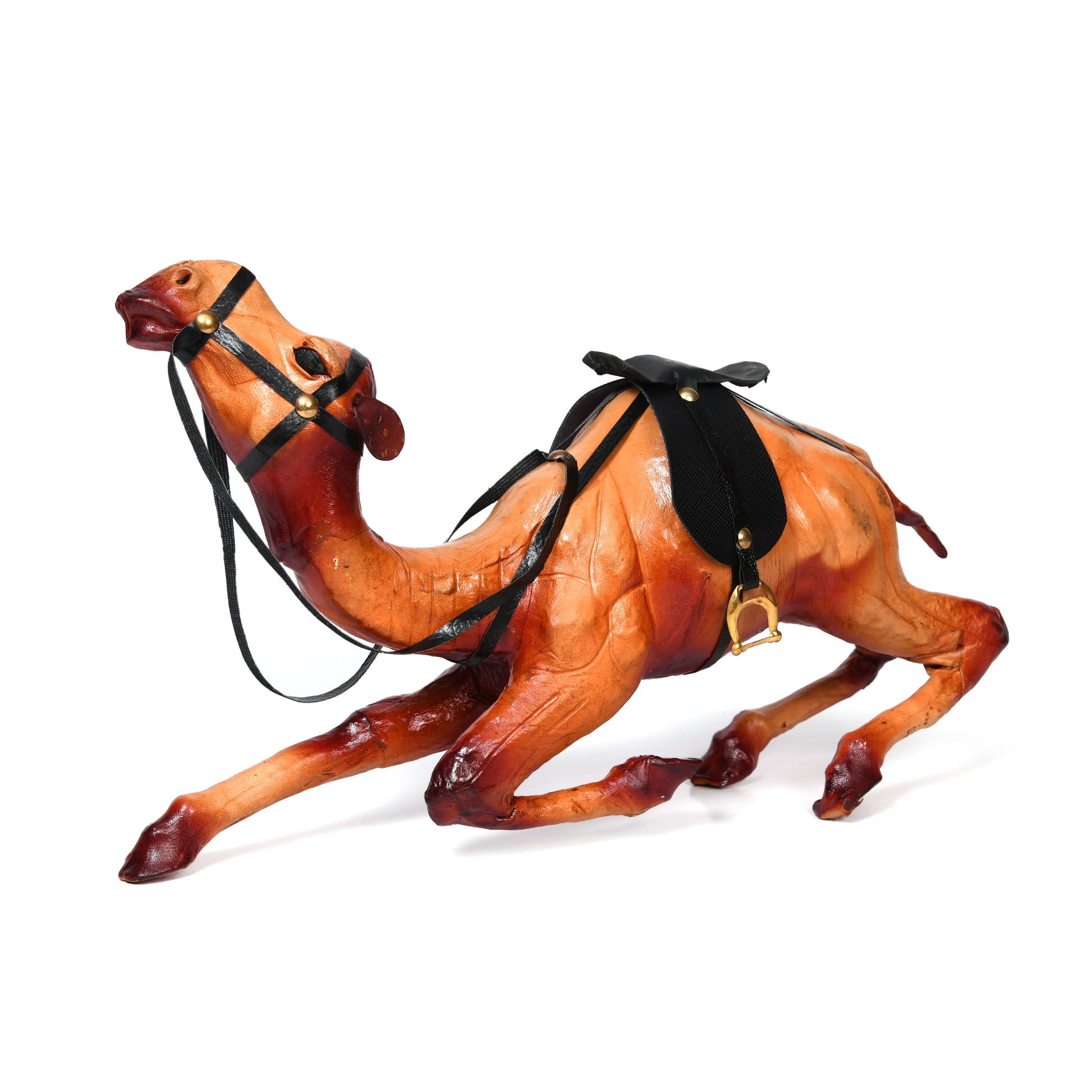 Handicraft Sitting Camel Leather Showpiece  Unique Artisan Decor, ART:-LA-04