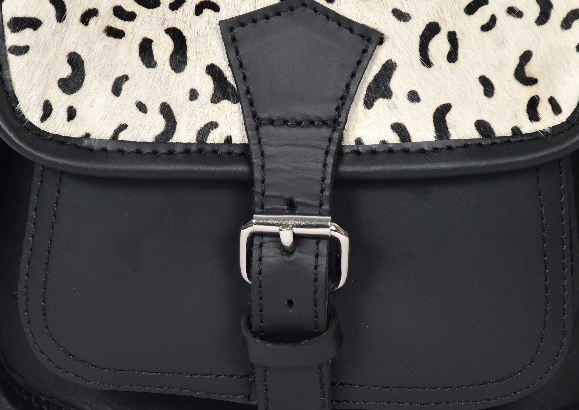  Black Premium Leather Bag | Trending Sling Bag - INDIA