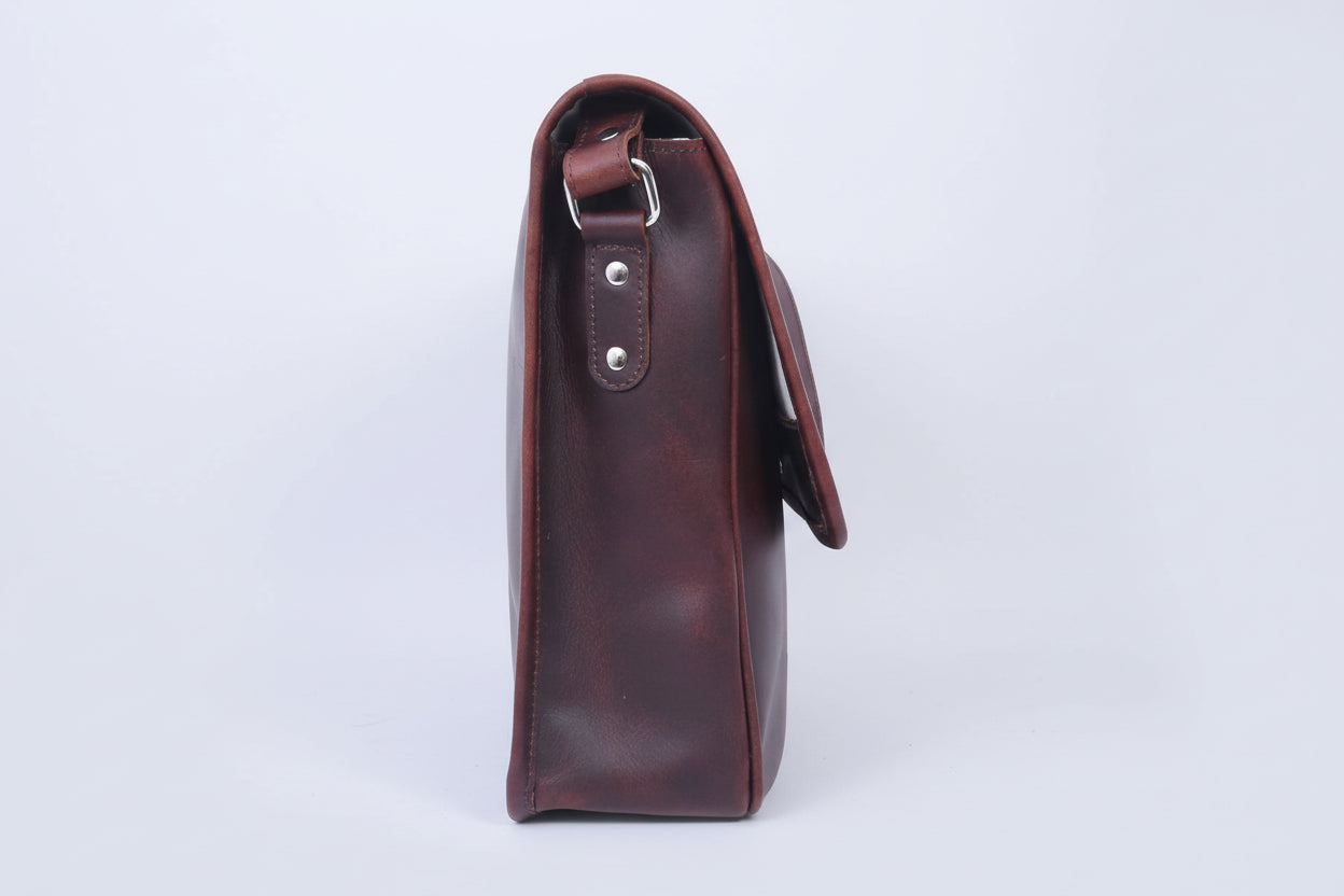 Women's Leather Cross body Bag | Designer Latest Messenger Bag - INDIA