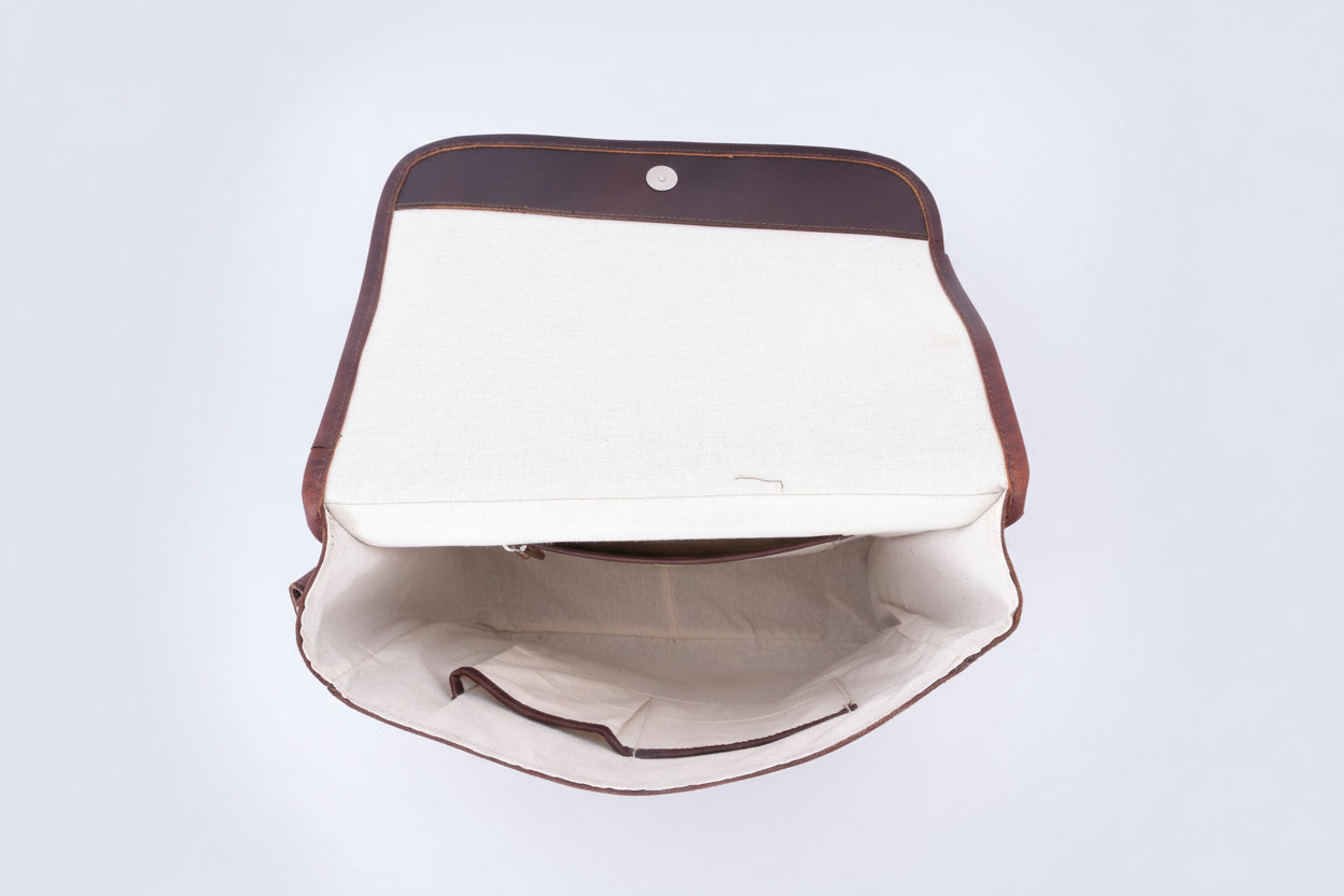  Women's Leather Cross body Bag | Designer Latest Messenger Bag - INDIA